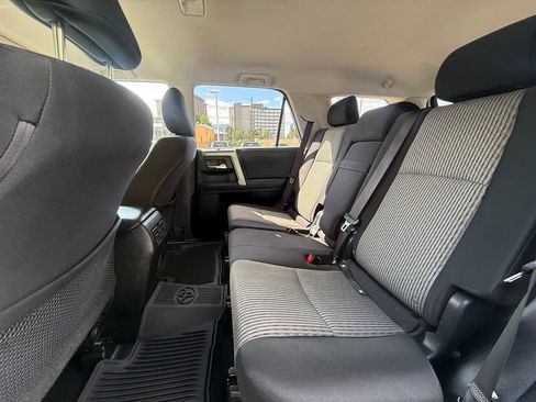 Used 2022 Toyota 4Runner SR5 AWD/4WD image 15
