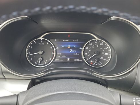 Used 2018 Nissan Maxima SR image 11