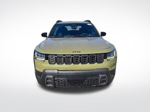 New 2026 Jeep Cherokee Laredo image 9
