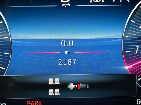 Certified 2025 Mercedes-Benz GLS 450 4MATIC image 17