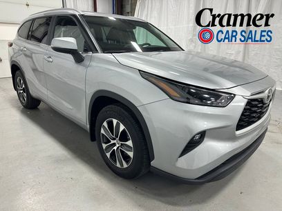 Used 2025 Toyota Highlander XLE
