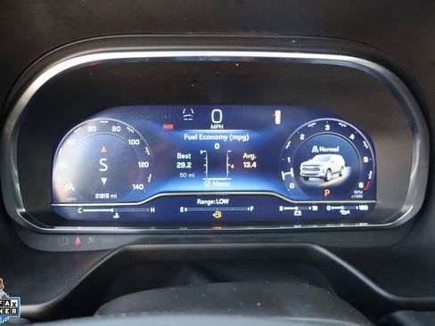 Used 2024 Chevrolet Tahoe RST w/ Luxury Package RWD image 17