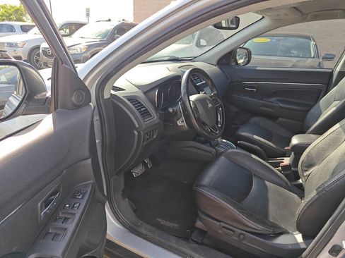 Used 2017 Mitsubishi Outlander Sport SEL image 7