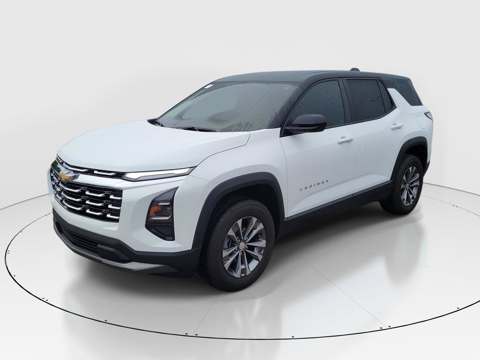Used 2025 Chevrolet Equinox LT FWD image 2
