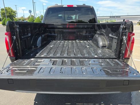 Used 2024 Ford F150 Lariat w/ FX4 Off-Road Package AWD/4WD image 5