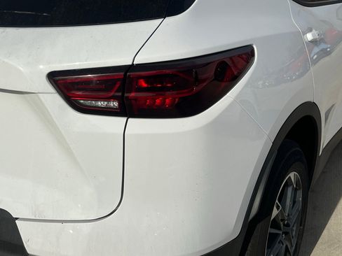 Used 2025 Chevrolet Blazer LT image 14