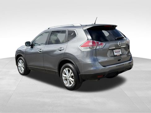 Used 2015 Nissan Rogue SV AWD/4WD image 4