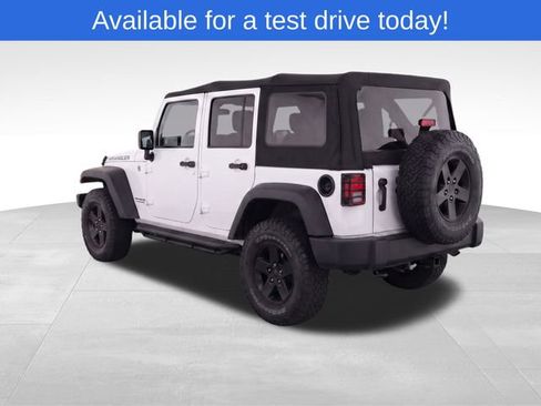 Used 2017 Jeep Wrangler Unlimited Sport AWD/4WD image 3