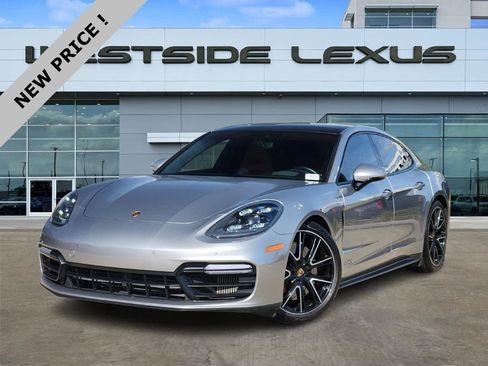 Used 2020 Porsche Panamera GTS image 1