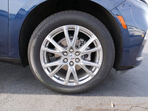 Used 2023 Buick Enclave Essence w/ Experience Buick Package image 10