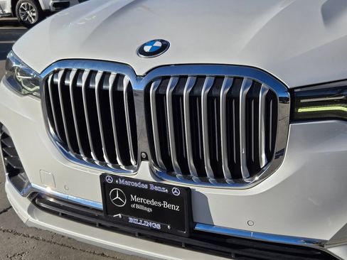 Used 2021 BMW X7 xDrive40i w/ Premium Package AWD/4WD image 39
