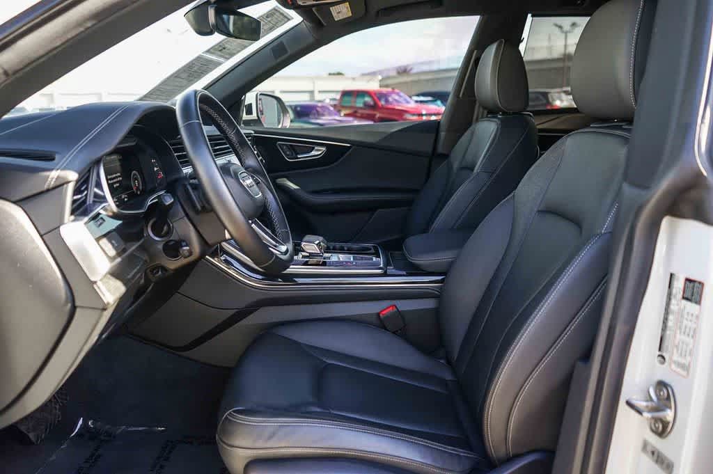 Used 2023 Audi Q8 Premium Plus w/ Premium Plus Package AWD/4WD image 19