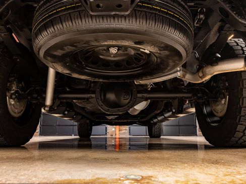 Used 2019 Chevrolet Silverado 1500 LTZ w/ LTZ Texas Edition image 16