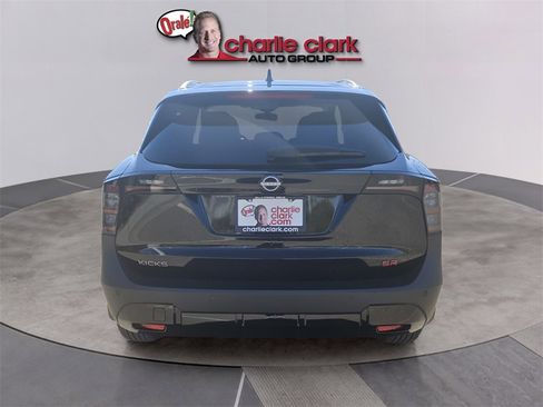 New 2026 Nissan Kicks SR image 6