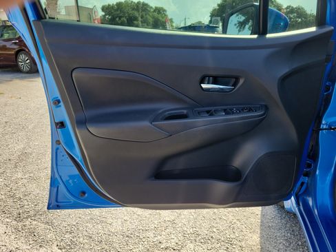 Used 2024 Nissan Versa SV w/ Trunk Package FWD image 14