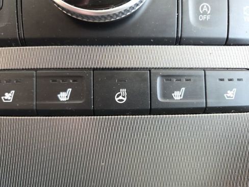 Used 2021 Hyundai Palisade Limited w/ Winter Package image 10