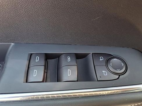 New 2025 GMC Acadia Elevation w/ Elevation Premium Package image 11