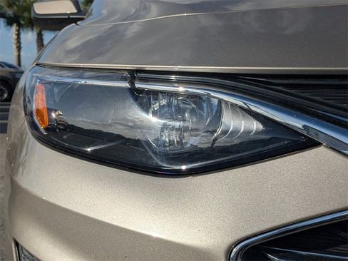 Certified 2024 Chevrolet Malibu LT image 11