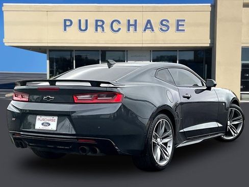 Used 2018 Chevrolet Camaro SS RWD image 6