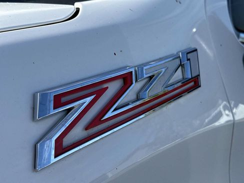 Certified 2024 Chevrolet Silverado 1500 LTZ w/ Z71 Off-Road Package AWD/4WD image 11