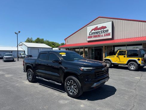 Used 2024 Chevrolet Colorado Z71 w/ Z71 Convenience Package 2 AWD/4WD image 2