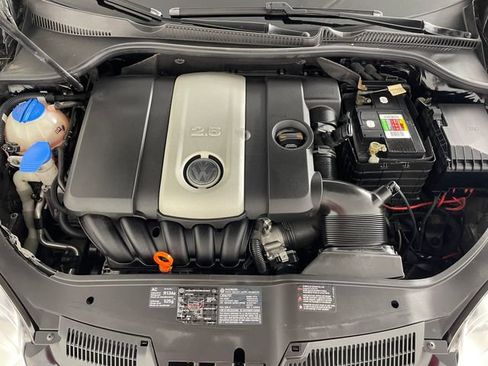 Used 2007 Volkswagen Rabbit 2-Door FWD image 18