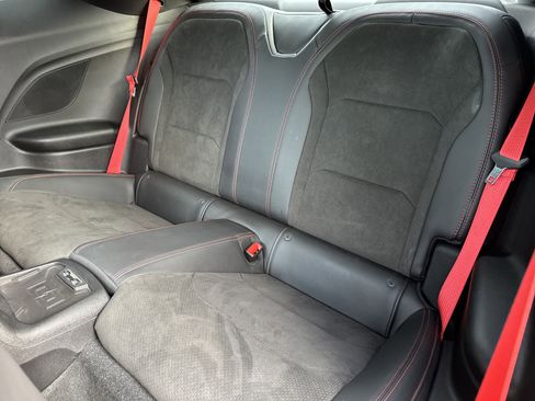 Used 2019 Chevrolet Camaro ZL1 image 27