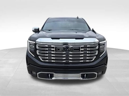Certified 2024 GMC Sierra 1500 Denali w/ Denali Reserve Package AWD/4WD image 9