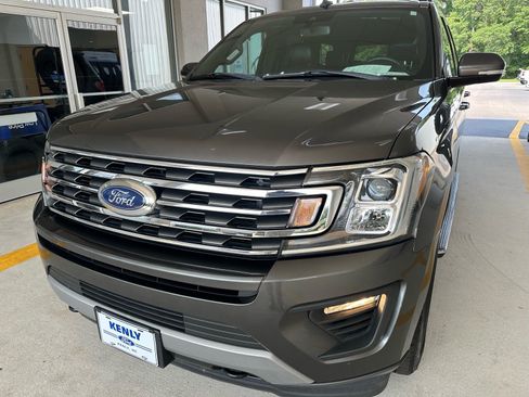 Certified 2020 Ford Expedition XLT w/ Equipment Group 202A AWD/4WD image 2