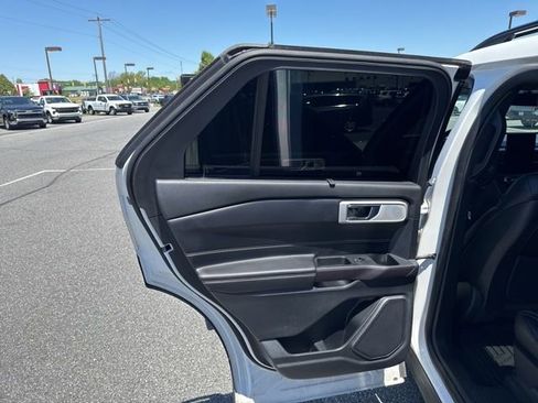 Used 2020 Ford Explorer ST w/ ST Street Pack AWD/4WD image 11