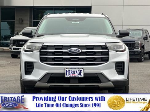 New 2026 Ford Explorer Active image 9