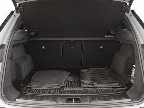 Used 2026 Land Rover Range Rover Evoque S image 19