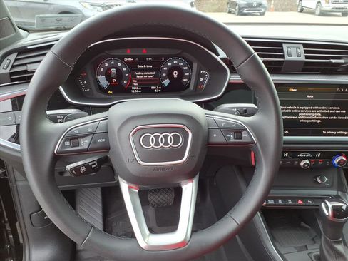 Certified 2025 Audi Q3 2.0T Premium w/ Convenience Package image 15