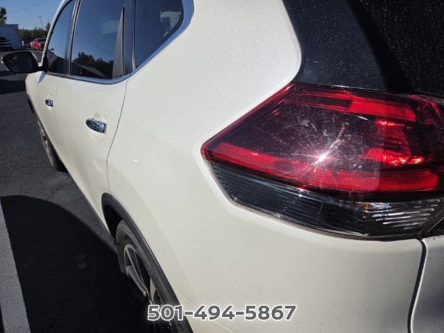 Used 2020 Nissan Rogue SL w/ Premium Package FWD image 8