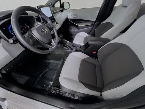 Used 2023 Toyota Corolla XSE image 15