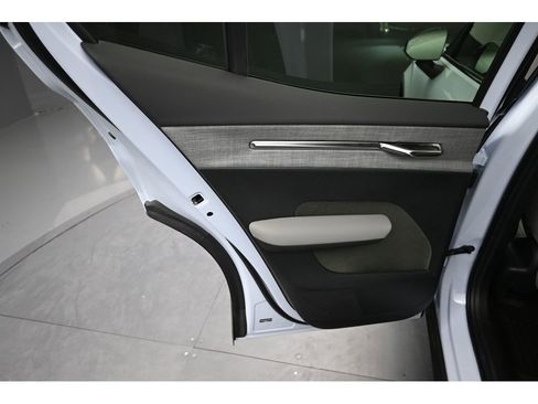 New 2026 Volvo EX30 Plus w/ Protection Package Premier AWD/4WD image 12