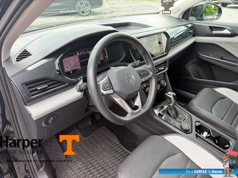 Used 2024 Volkswagen Taos SEL AWD/4WD image 13