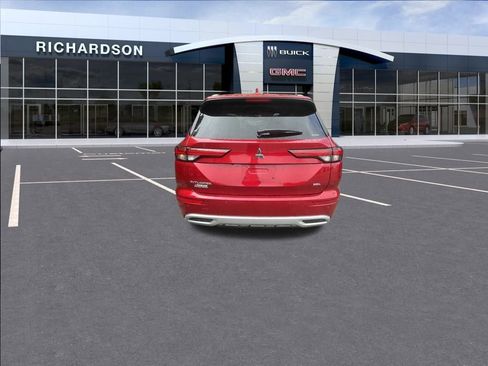 Used 2024 Mitsubishi Outlander SEL image 6