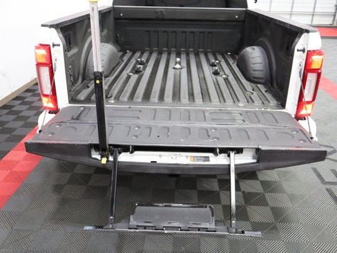 Used 2022 Ford F250 King Ranch w/ King Ranch Ultimate Package AWD/4WD image 39