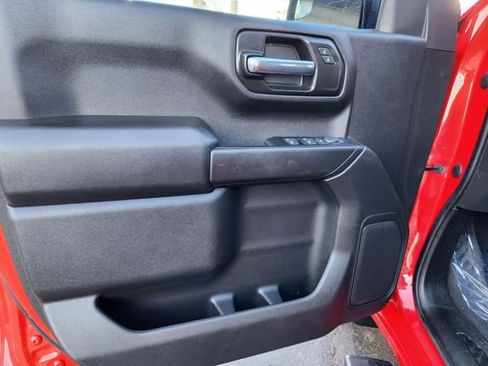 Used 2022 Chevrolet Silverado 1500 Custom image 19