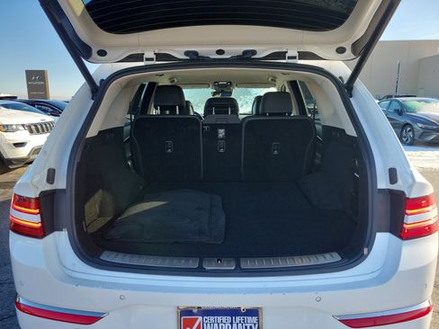 Used 2025 Genesis GV80 2.5T Standard image 8