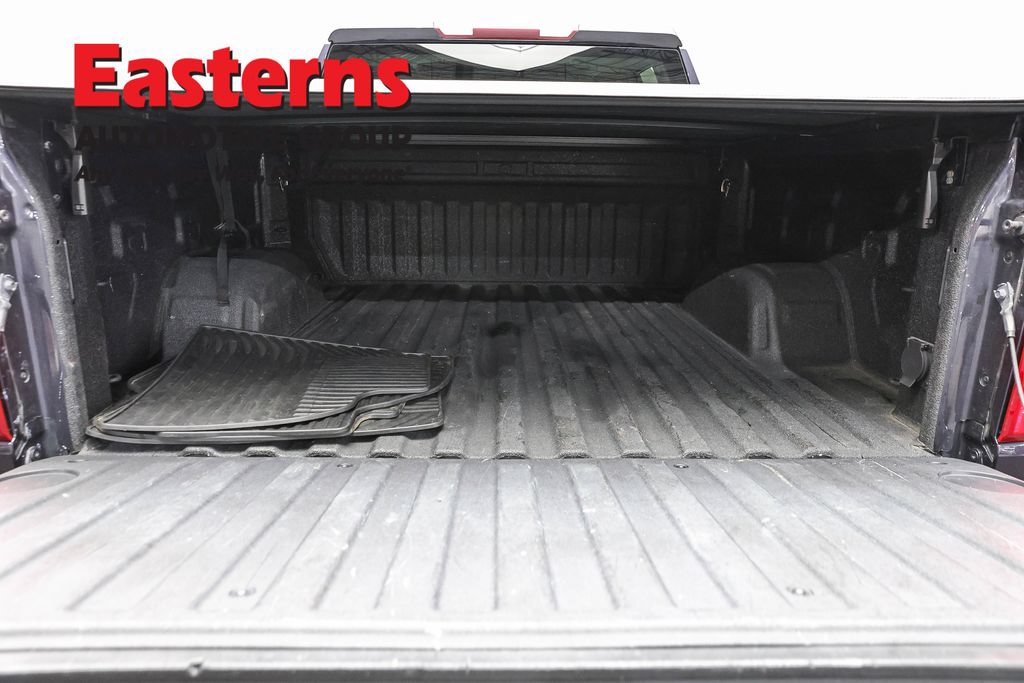 Used 2023 Chevrolet Silverado 1500 LT AWD/4WD image 10