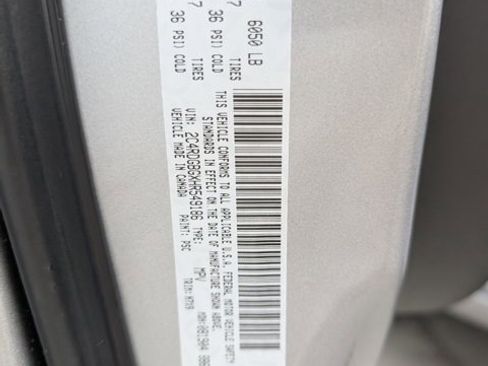 Used 2017 Dodge Grand Caravan SE image 29