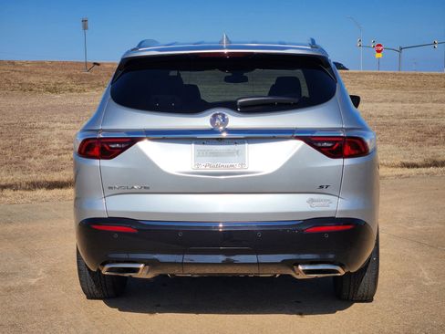 Used 2022 Buick Enclave Essence w/ Experience Buick Package image 8