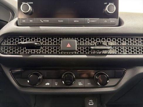 Used 2025 Honda HR-V Sport image 35