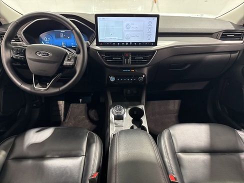 Used 2024 Ford Escape Platinum image 7