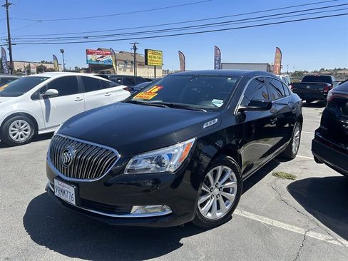Used 2016 Buick LaCrosse image 3