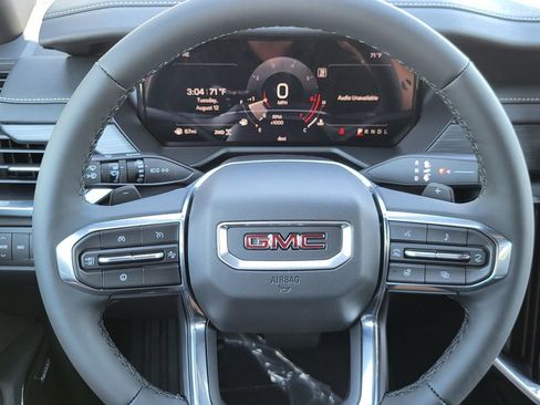 New 2026 GMC Acadia Elevation image 22