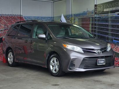 Certified 2019 Toyota Sienna LE