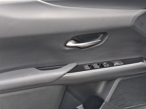 Used 2023 Lexus UX 250h AWD w/ Accessory Package (Z2) image 13